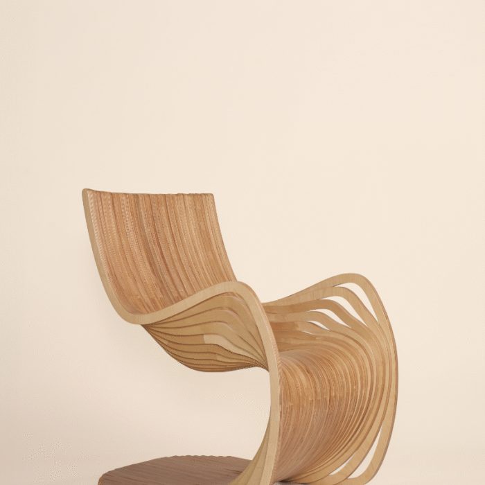 Chaise lounge haut de gamme Fluide S par EBENEER - design sculptural