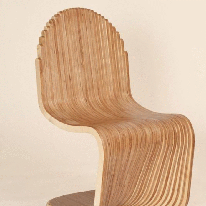 Chaise haut de gamme SAM - design EBENEER - finition naturelle